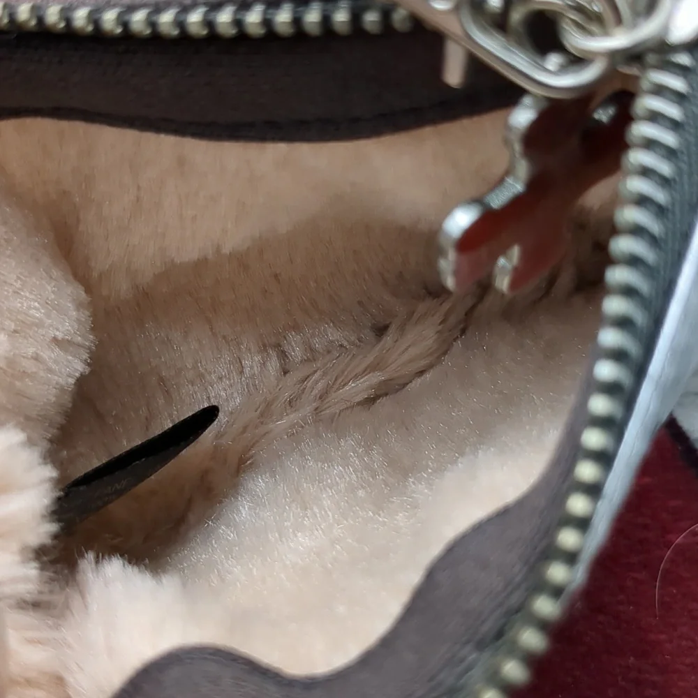 Fuzzy Small Silver And Black Cloth Or Slides A Few Nation Puppy Bulldog Wristlet